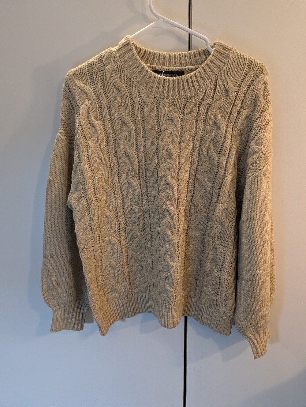 Merokeery Woman's Medium Cable Knit Crewneck Sweater - Cream NWT